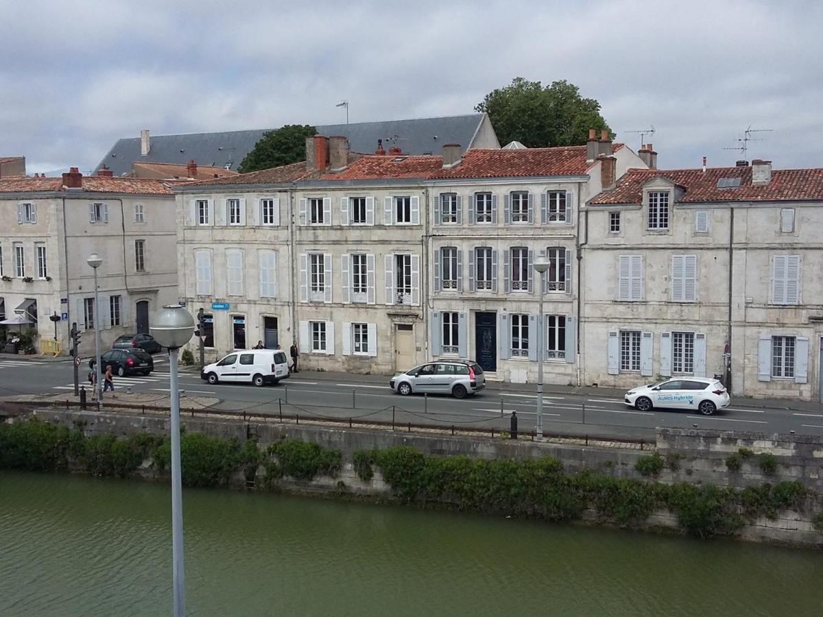 Charmant 2 Pieces Au Coeur De La Rochelle, Ideal Pour 2 Personnes - Fr-1-551-33 La Rochelle  Buitenkant foto